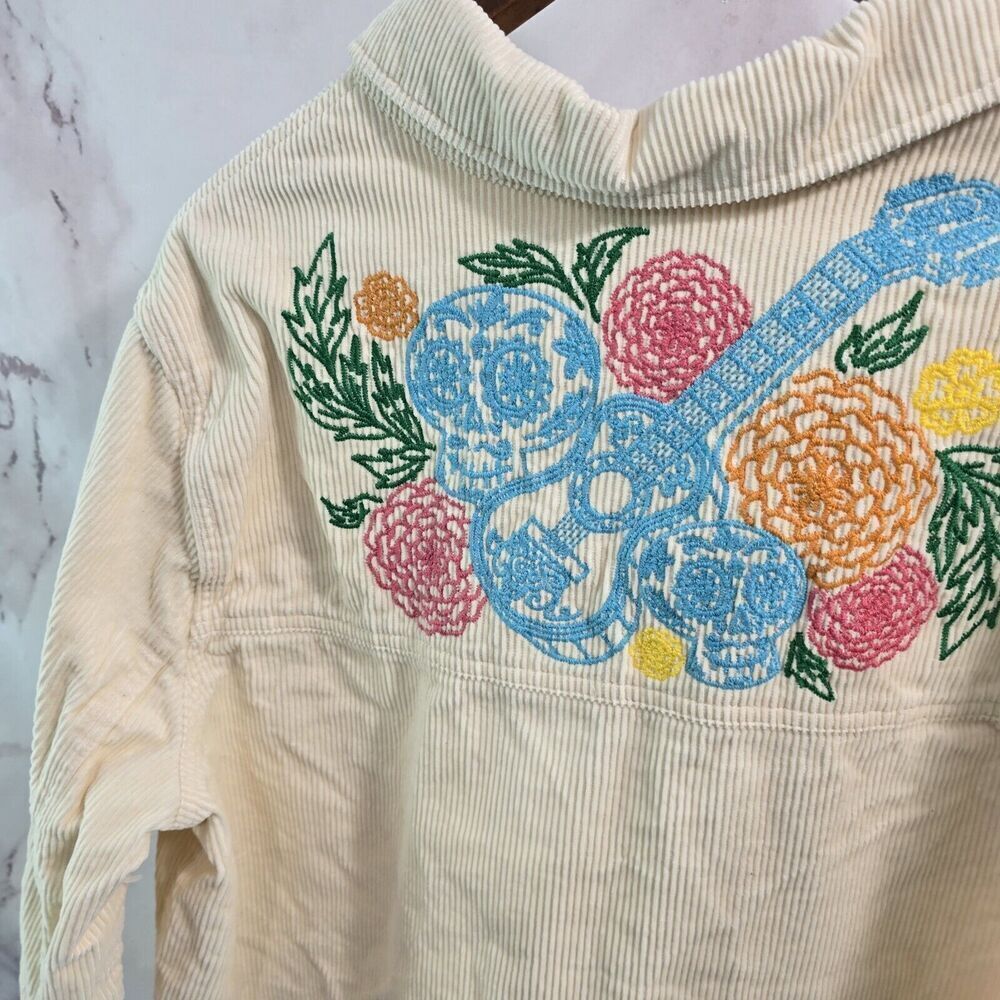 Disney Shirt Jacket Womens XL Corduoy Button Up Embroidered Coco Pixar Skull - Picture 6 of 13